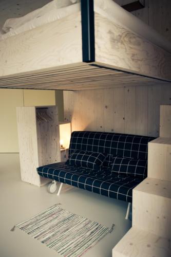  Private Eco Wooden Studio with bath and bikes and garden in Amsterdam