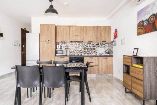 Faciliteter, F8 Room 1, Private Double room with private bathroom in shared Flat in Msida