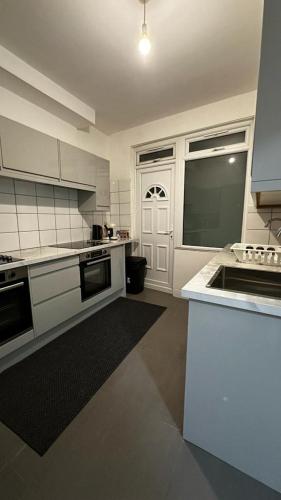 Wandsworth Guest Rooms 64 - Accommodation - London