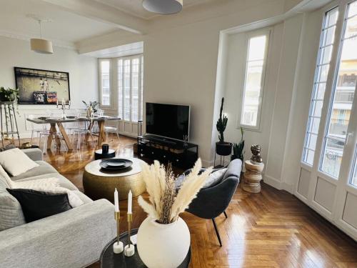 Luxueux Appartement 115m2, 3 Chambres centre ville avec parking à 5 min plage -climatisation, Nice (fotografie 7)
