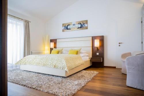 Iris Porsche Hotel & Restaurant in Мондзеє