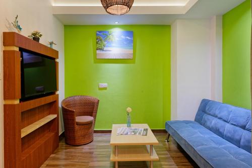 Deluxe Suite (Free Return Airport Transfer and 10% off on Food & Beverage) image 6