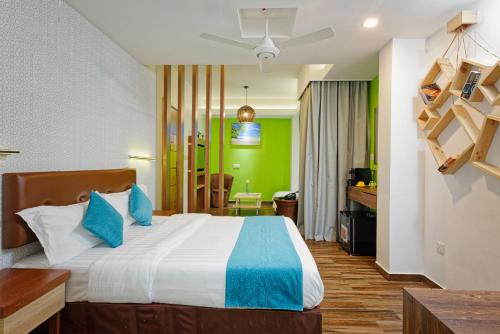 Deluxe Suite (Free Return Airport Transfer and 10% off on Food & Beverage) image 7