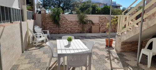  Villa Rifla Attico, Unterkunft in Lizzano