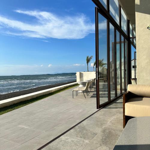 Étterem, Tana Beach Villas in Lian