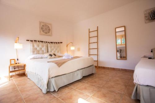 AldeaMia, Forest, mountain view, beach at 8 min in Vilanova d'Escornalbou