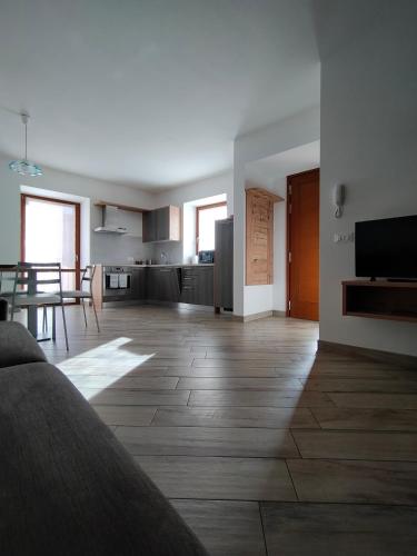 Appartamento Morettina con terrazzo - Apartment - Levico Terme