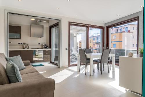 Nettuno's Suite, Неаполь