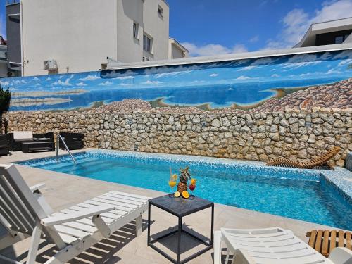 The Golden Grotto Apartments