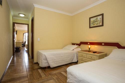 Deluxe Quadruple Room with Balcony image 9