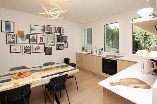 Kitchen, FINESTATE Coliving Mairie d'Issy in Issy-Les-Moulineaux