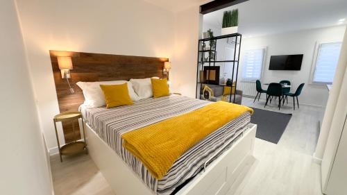  White Loft Bellini living apartments in Chioggia