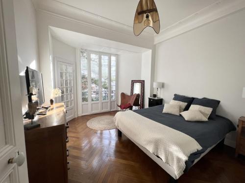 Luxueux Appartement 115m2, 3 Chambres centre ville avec parking à 5 min plage -climatisation, Nice (fotografie 10)