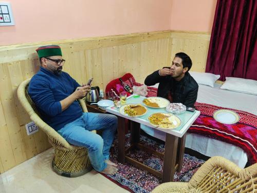 Crimson inn b&b in Daroli