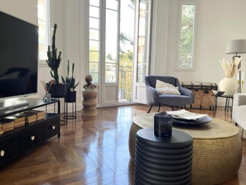 Mj-select - Baquis Luxurious Apartment 115m2- 3 Bedroom Flat, Downtown, With Parking, 5 Minutes Beac - Nice