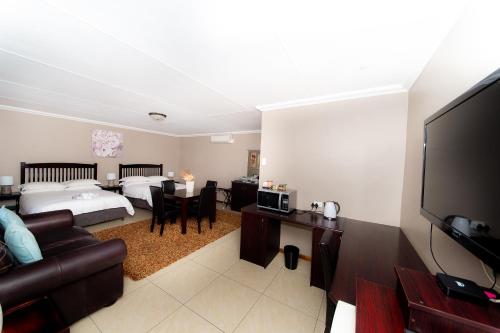 2 double beds