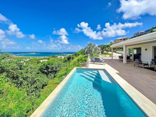 Villa Azur, panoramic view of Orient Bay - Location, gîte - La Baie-Orientale