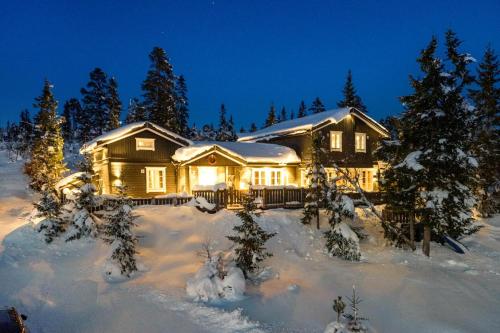 Зручності, Løvsangeren 1,5 hour from Oslo - 6 bedrooms - 14 sleeps - Sauna in Ельверум