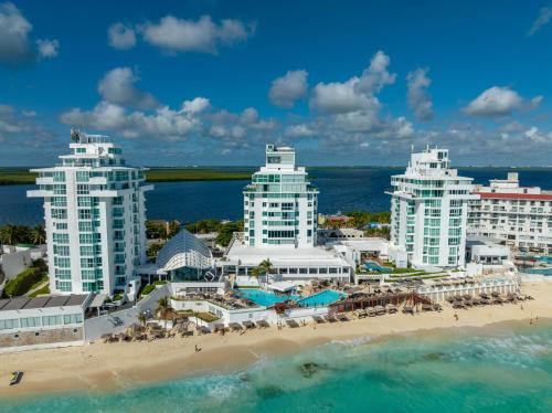 Beachfront Ocean View-boutique apartment •Gym •Spa, Cancún (photo 6)