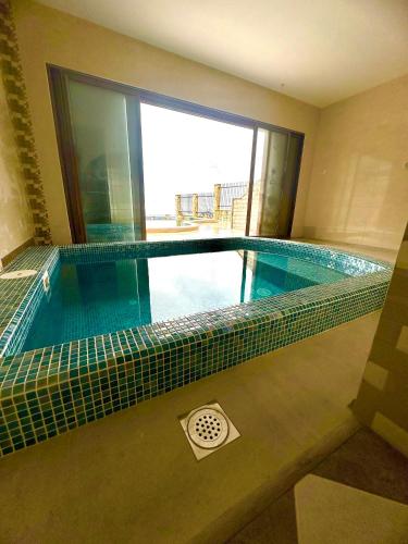 Deluxe Villa image 10