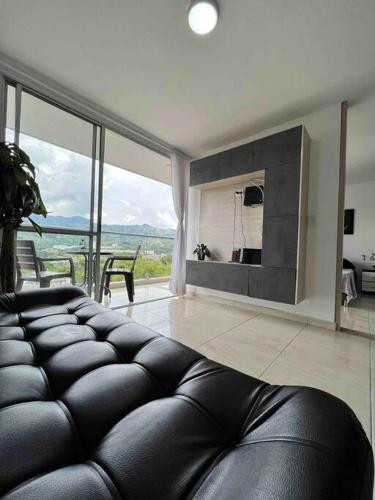 Apartamento nuevo, central, hermosa vista. in Dosquebradas