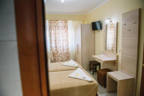 Santa Rosa Hotel & Beach - image 5