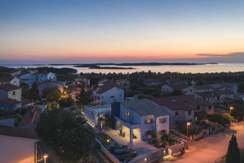 Traumvilla mit Blick auf die Brijuni Inseln, privatem Pool, Štinjan (fotografie 6)