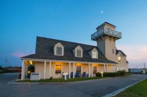 . Hatteras Island Inn