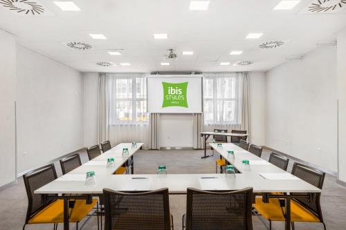 Ibis Styles Budapest City - image 8