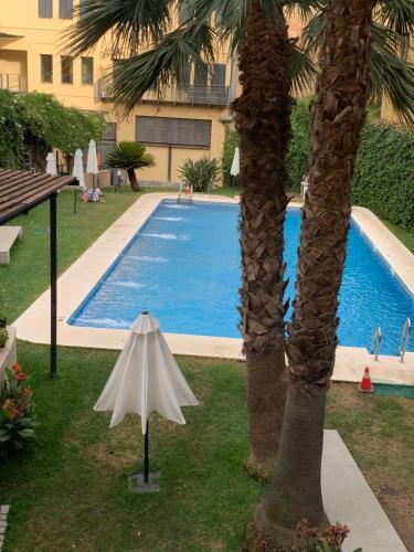 Apartamento próximo al centro de 2 dormitorios, Sevilla (fotografie 2)