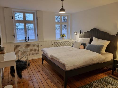 NEU! Alte Schule Jarnsen Oberstübchen mit Balkon (NEU! Alte Schule Jarnsen Oberstubchen mit Balkon) in Eldingen