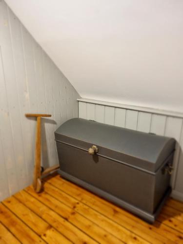 NEU! Alte Schule Jarnsen Oberstübchen mit Balkon (NEU! Alte Schule Jarnsen Oberstubchen mit Balkon) in Eldingen