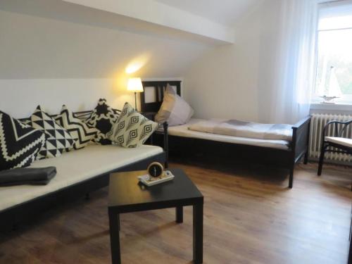 Apartment image 10
