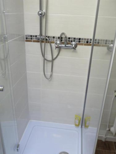Apartment image 3