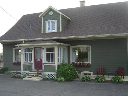 Gîte la Veilleuse - Accommodation - Cacouna