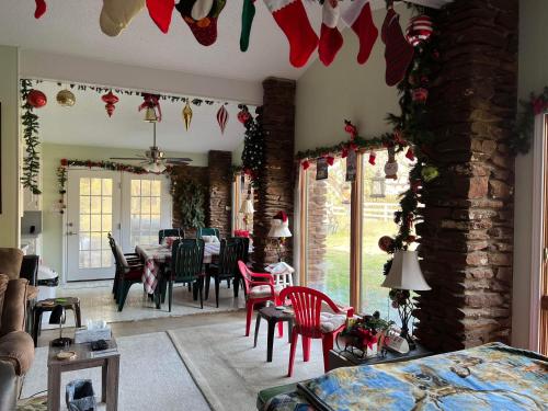 Fishers Of Men Ranch Home in มาร์เบิลฟอลส์ (TX)