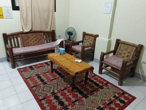 Dangwa Terminal Transient House