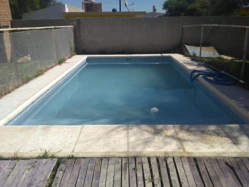 Guacala,Villa Cura Brochero, cabaña 2 cabaña con dormitorios,8pax