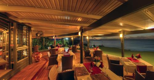 مطعم, منتجع وسبا تافيوني آيلاند - شامل الكل (Taveuni Island Resort and Spa - All Inclusive) in Metei