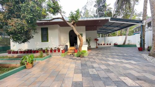 Better Inn AC Villa Kovalam in 科瓦拉姆