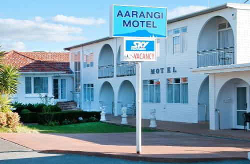 Aarangi Motel