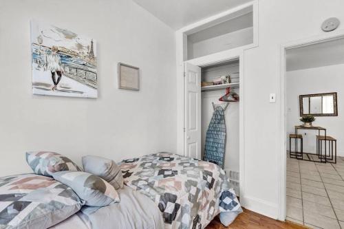 Cozy 2br Near Bella Vista Philly By Center City in Philadelphia, USA