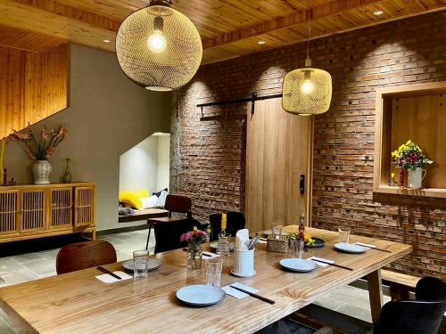 Restaurant, Beijing MutianyuGreat Wall Let'sgo Hotel&Bar in Huairou District