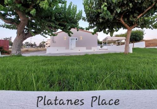 PLATANES PLACE