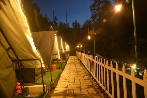 Himtrek Riverside Camps, Kasol