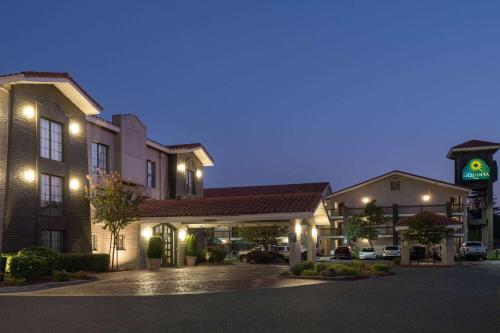 La Quinta Inn & Suites by Wyndham Sacramento North