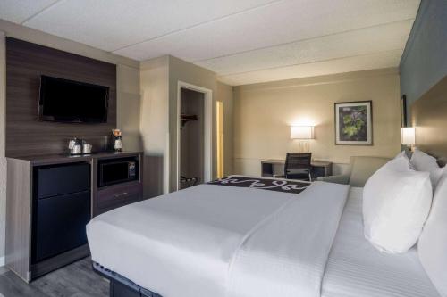 La Quinta Inn & Suites by Wyndham Sacramento North