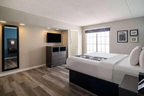 La Quinta Inn & Suites by Wyndham Sacramento North