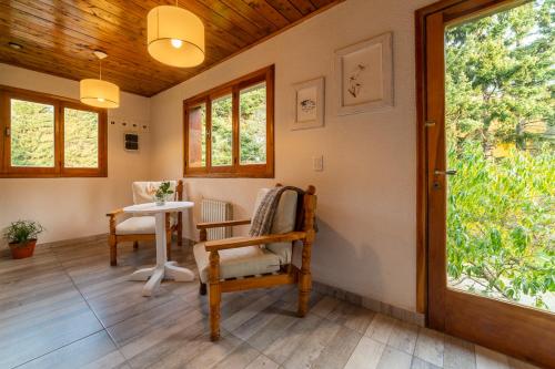 Cabanas y Hosteria Aldea Los Huemules in El Hoyo