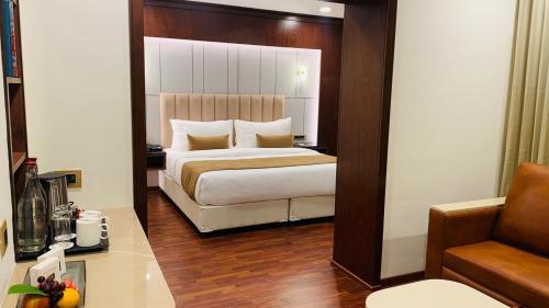 Executive Suite image 2